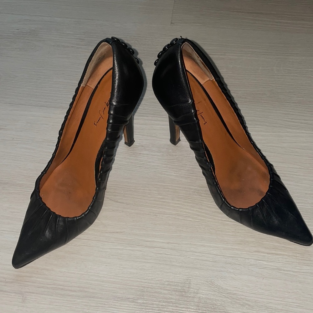 Elizabeth and James heels, size 7.5